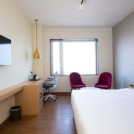 Hotel Avadh Classio Near By Ram Mandir Faizābād Esterno foto