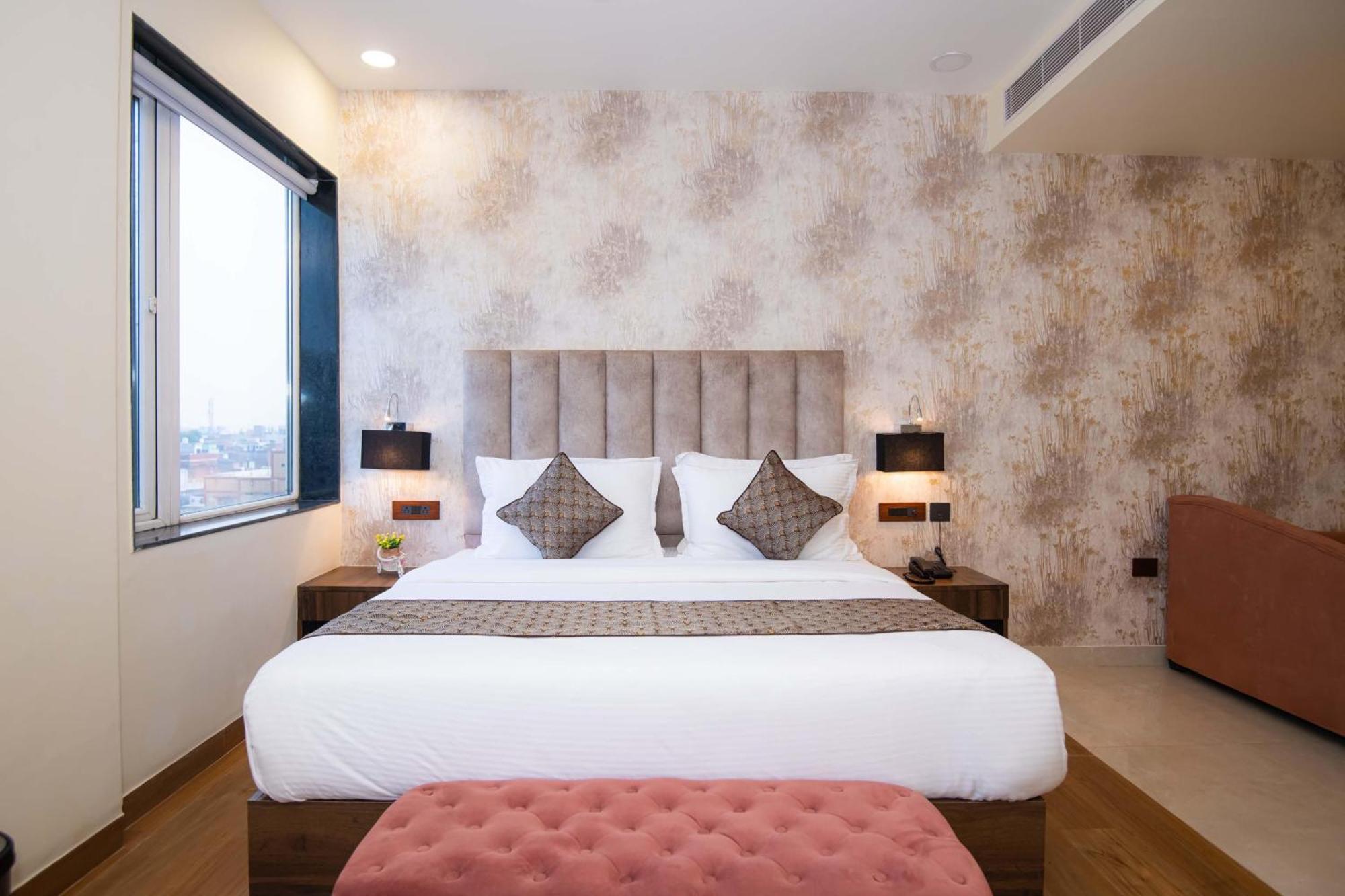 Hotel Avadh Classio Near By Ram Mandir Faizābād Esterno foto